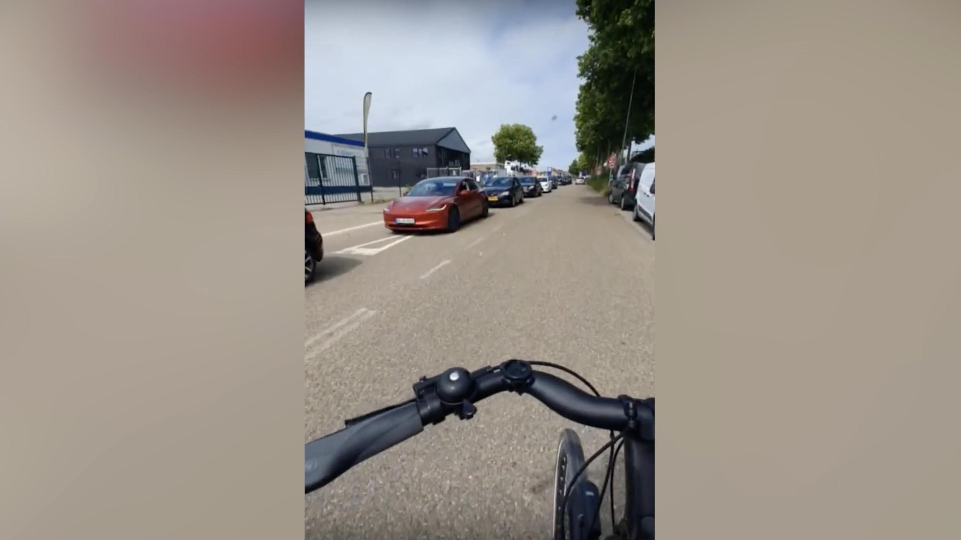 Op Hemelvaartsdag slibde Leeuwen helemaal dicht door bezoekers van Designer Outlet, dorp houdt zijn